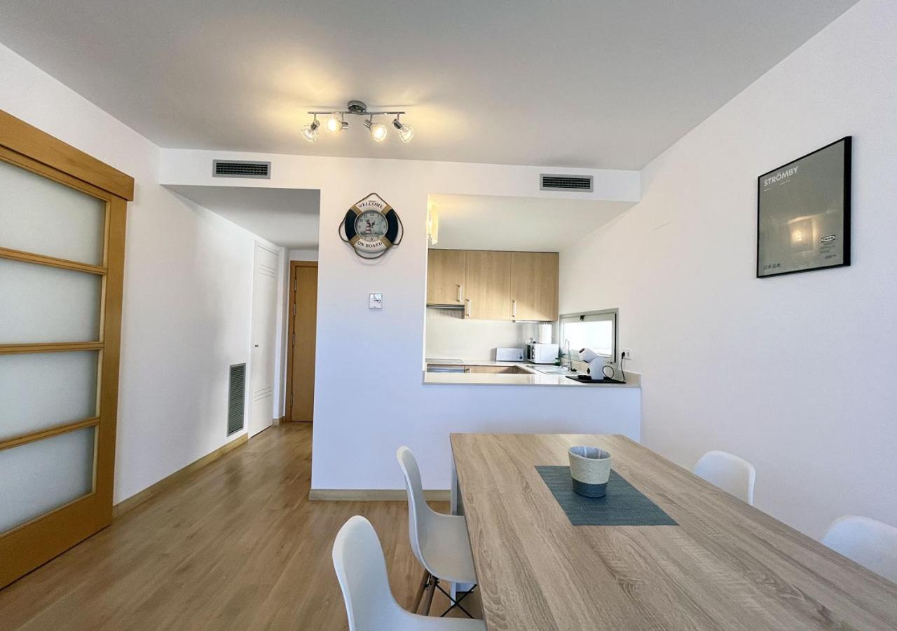 2-Bedroom Brand New Apartment Steps From The Beach Llanca Luaran gambar